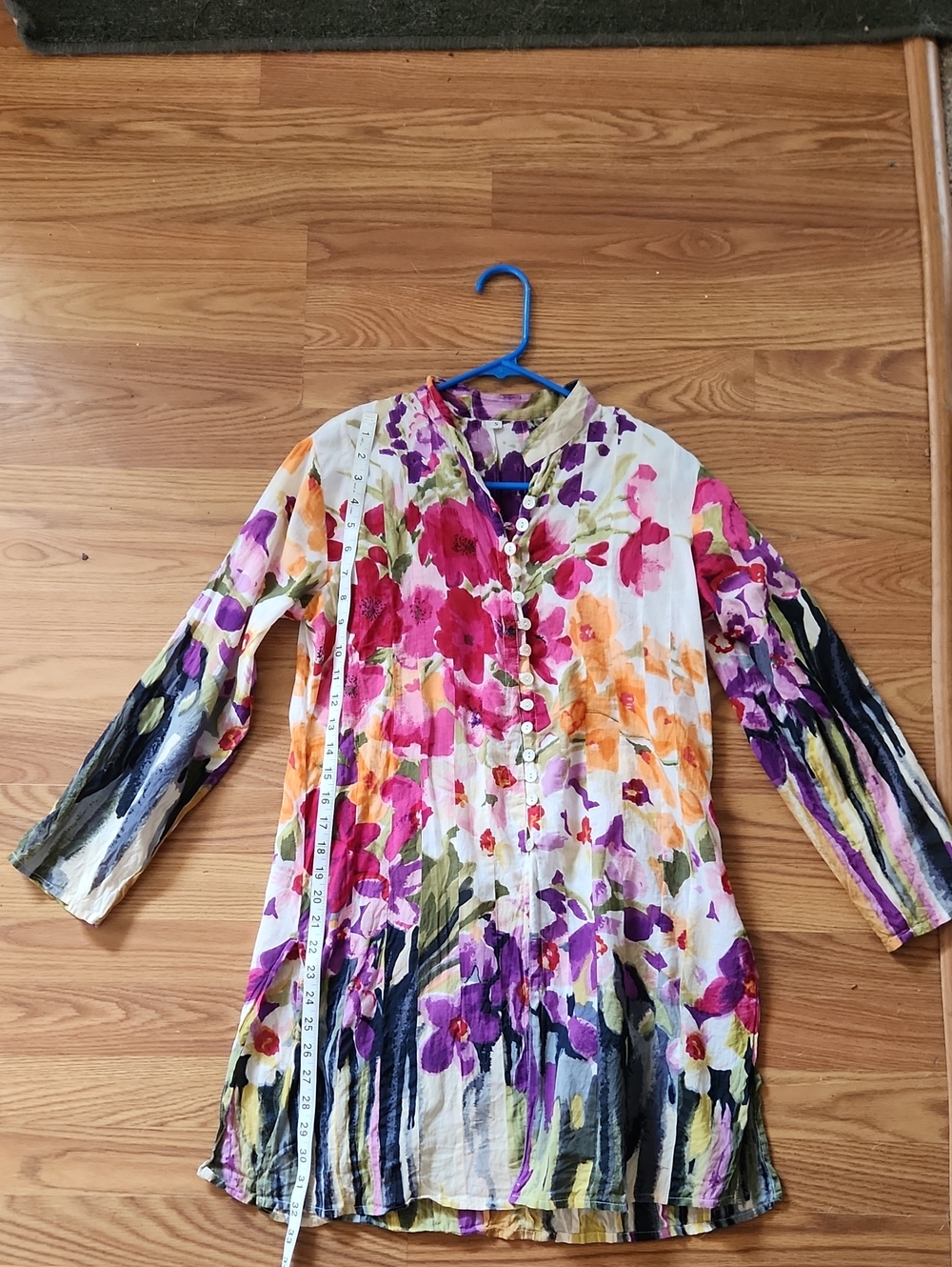 Watercolor Botanical Button-Front Long Cotyon  Sleeve Tunic Sz S